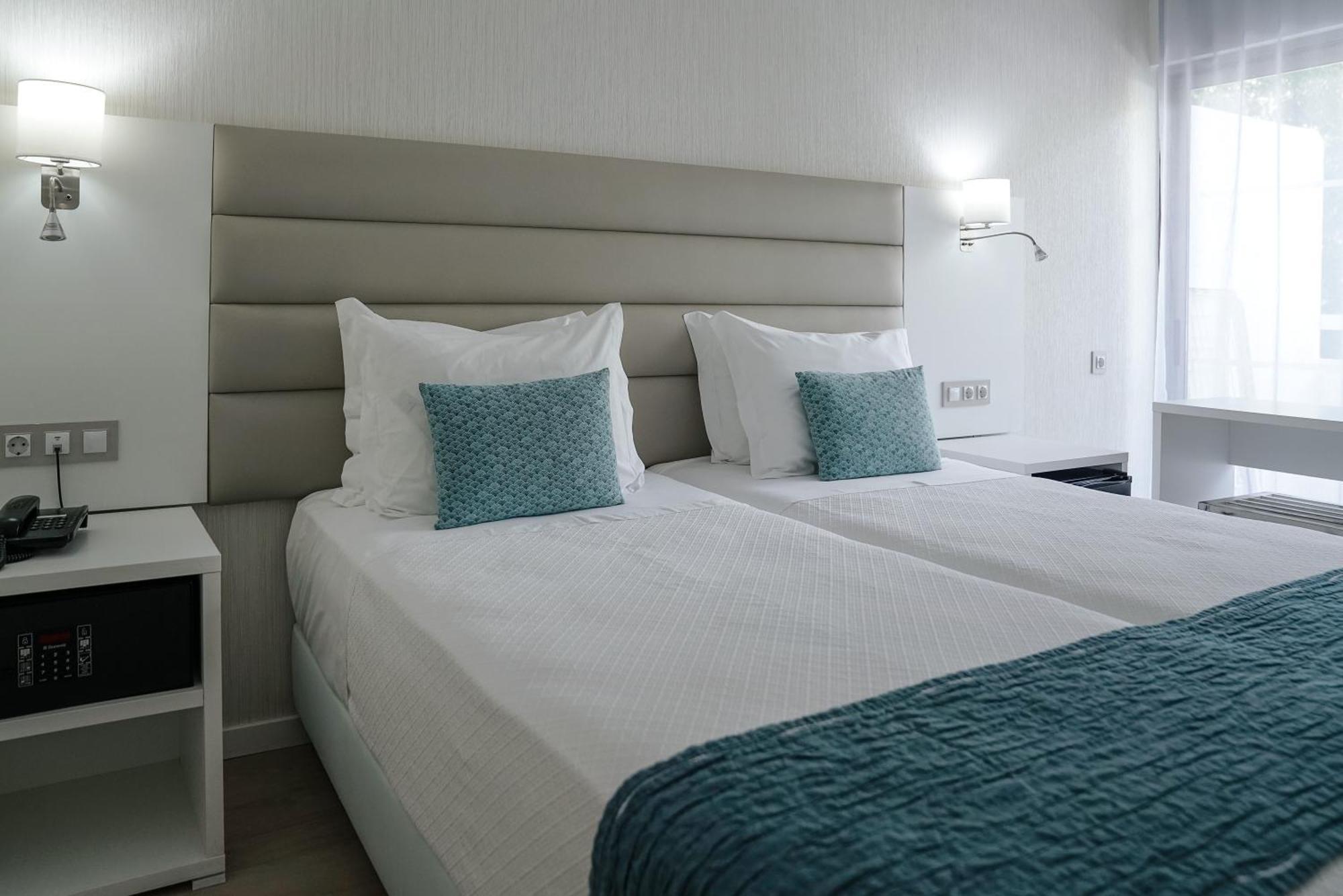לאגוּ‏ש Carvi Beach Hotel מראה חיצוני תמונה