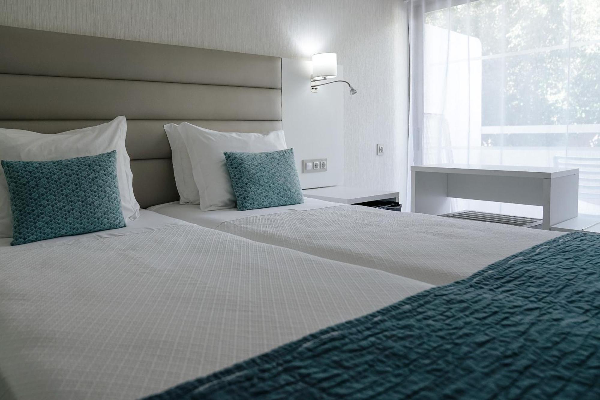 לאגוּ‏ש Carvi Beach Hotel מראה חיצוני תמונה