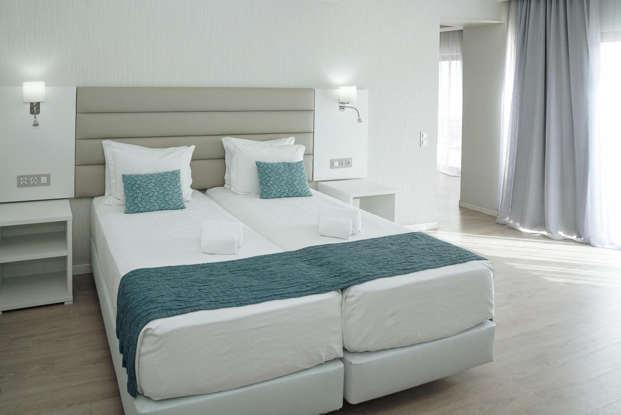 לאגוּ‏ש Carvi Beach Hotel מראה חיצוני תמונה