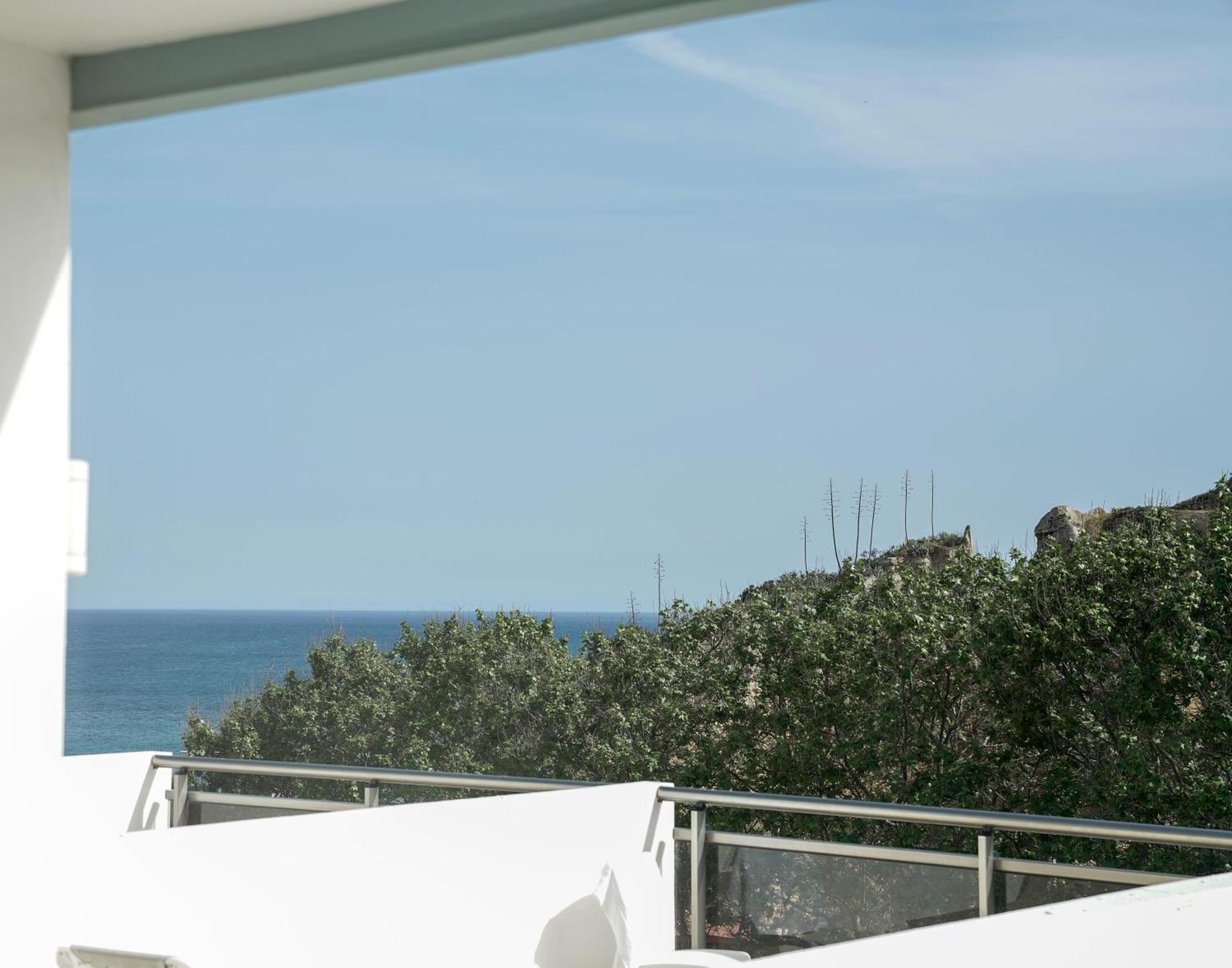 לאגוּ‏ש Carvi Beach Hotel מראה חיצוני תמונה