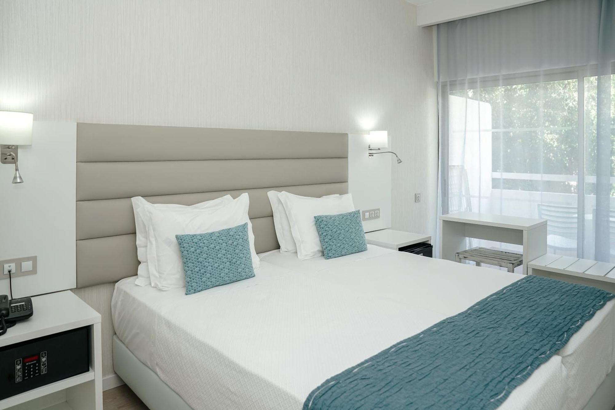 לאגוּ‏ש Carvi Beach Hotel מראה חיצוני תמונה
